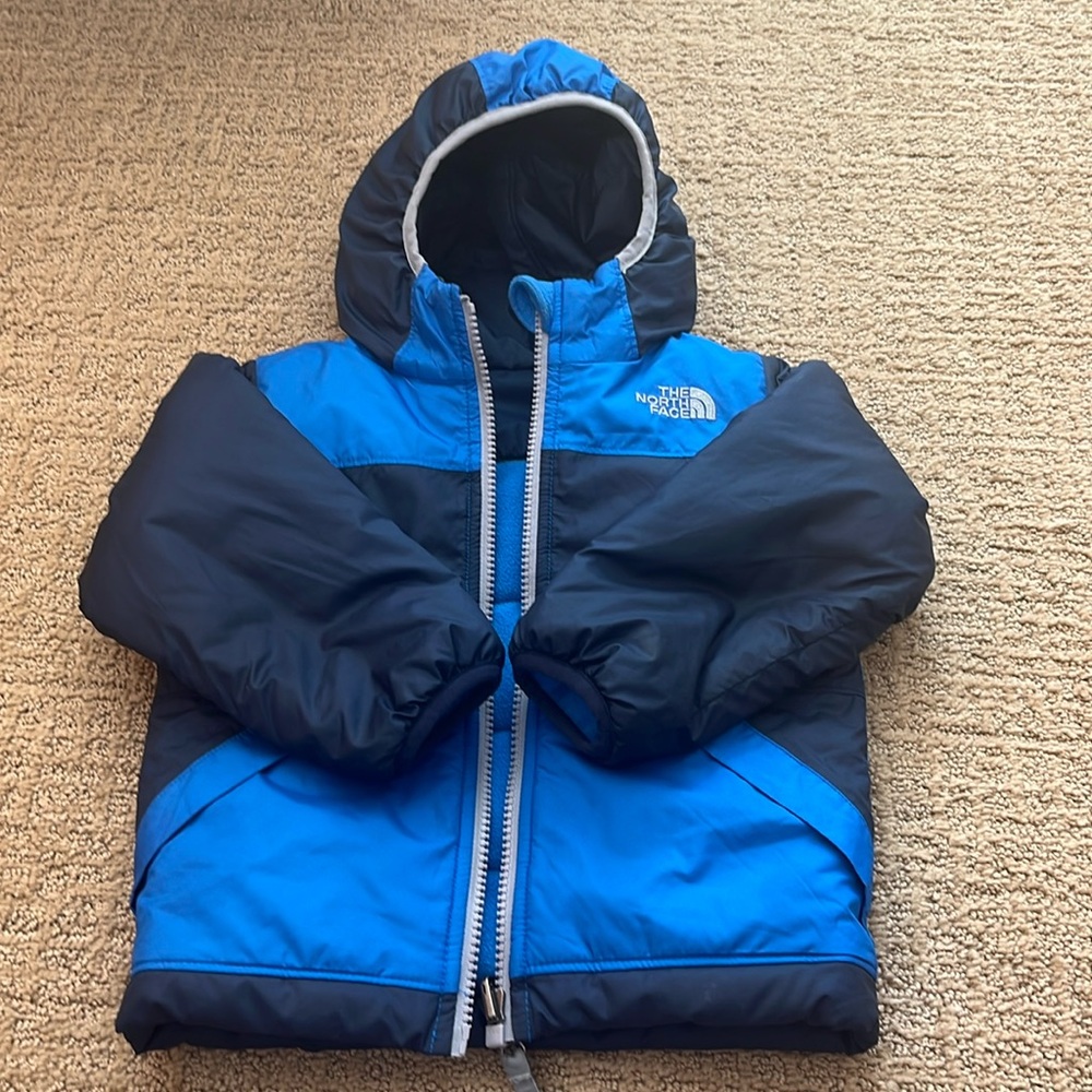 The North Face Worn once kids T2-T3, double sided winter jacket